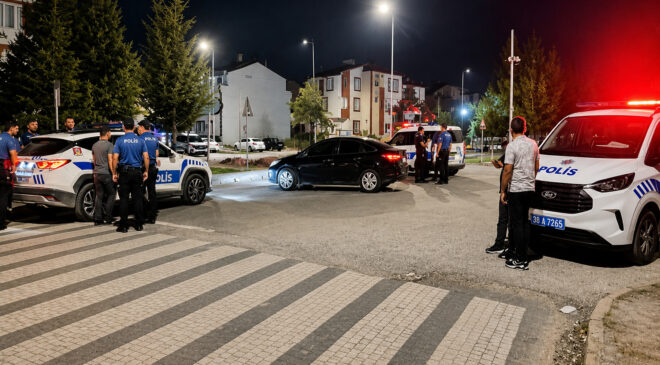 Kayseri’de akraba kavgası kanlı bitti: 24 yaşındaki genç bıçaklandı