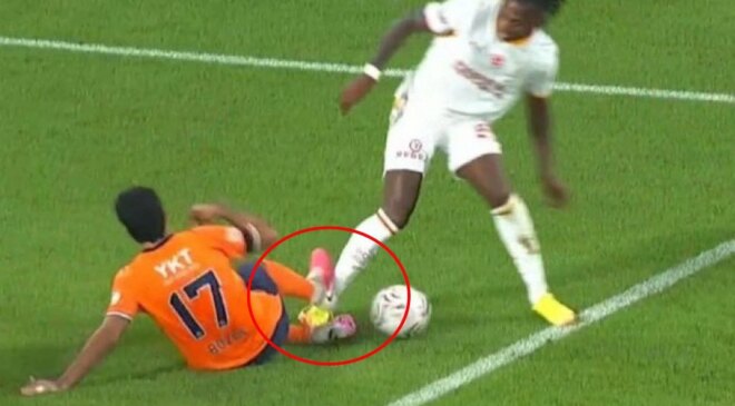 Umut Bozok’un hareketi maça damga vurdu