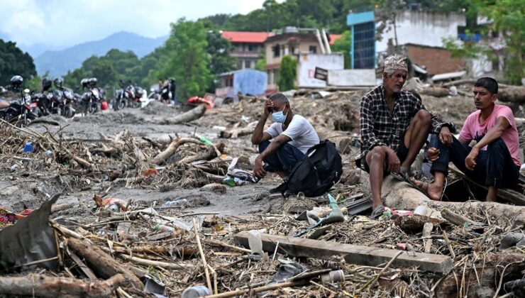 Nepal’de korkunç bilanço: 1287 kişi öldü, 5 binden fazla kişi aranıyor