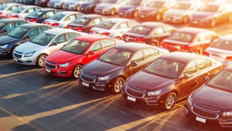 Otomobilde indirim yarışı başladı! Fiyatlar 400 bin TL birden düştü