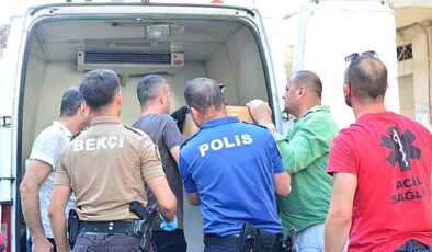 Park halindeki otomobilde ölü bulundu
