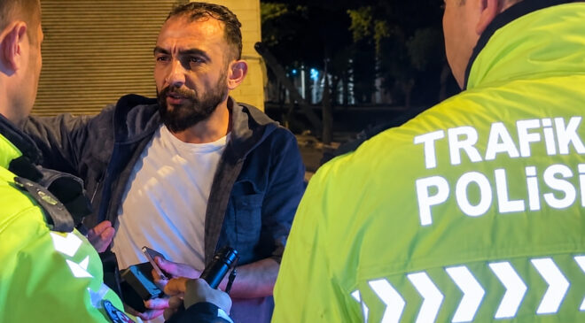 Alkollü yakalanan sürücü, ekiplere ‘abartmayın’ diyerek çıkıştı