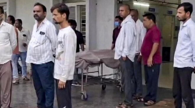 Hindistan’da sahte içki faciası: 12 ölü