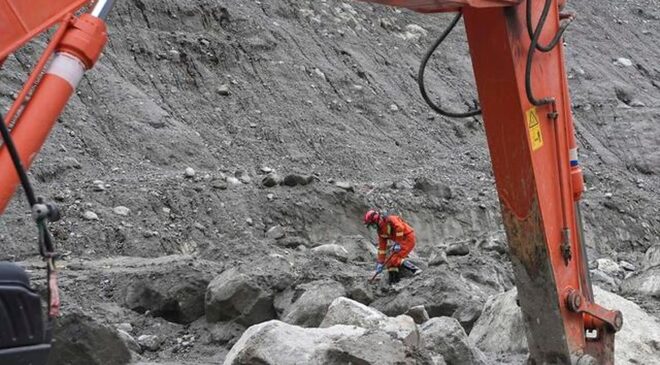 Çin-Nepal sınırında felaket! 43 ölü, 519 kişi kayıp
