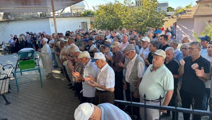 Usta oyuncuya büyük vefasızlık! Son yolculuğuna bir avuç insan uğurladı